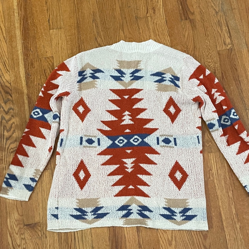 Aztec Patterned Cardigan Sweater - Picture 5 of 5